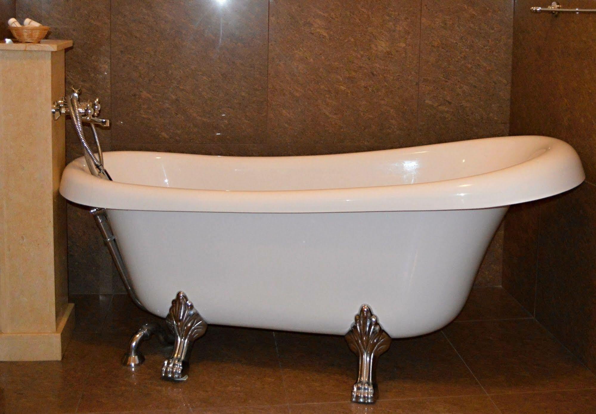 ホテルZamek Kamenny Dvur Mostov エクステリア 写真